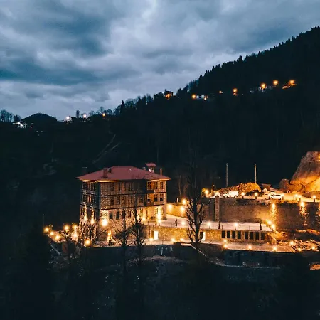 Dudi Hotel