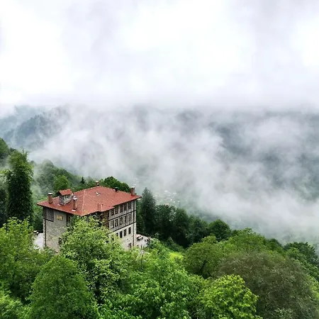 Dudi Hotel